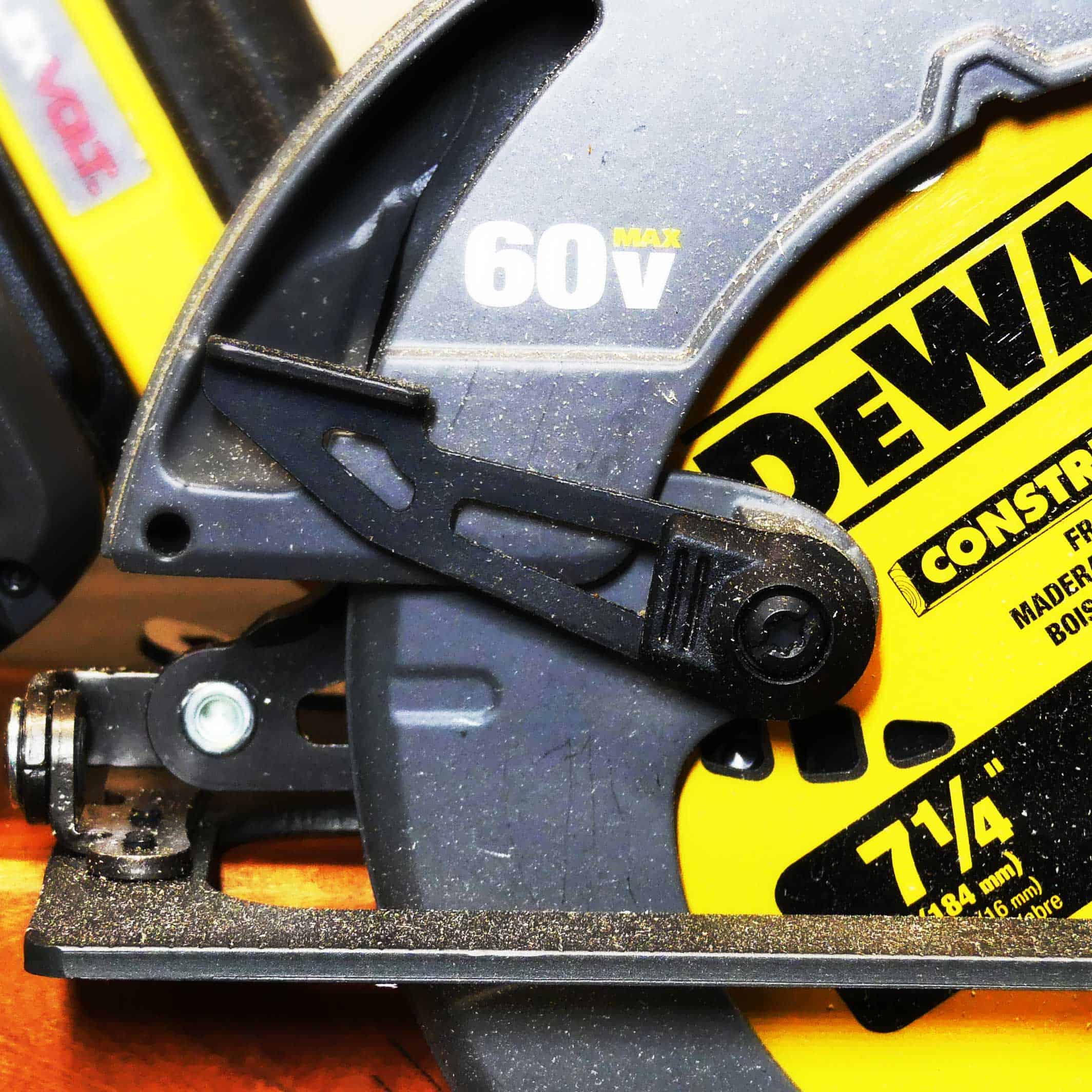 DeWALT FLEXVOLT 60v Max Circular Saw And Impact Driver Kit Lazy