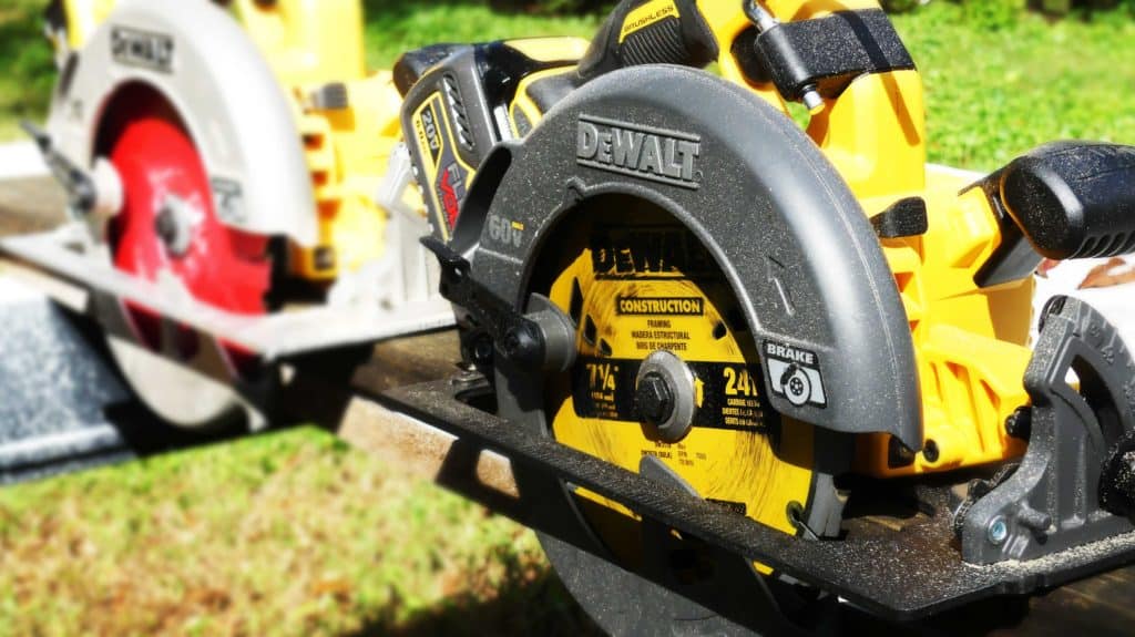 DeWALT FLEXVOLT 60v Max Circular Saw And Impact Driver Kit Lazy