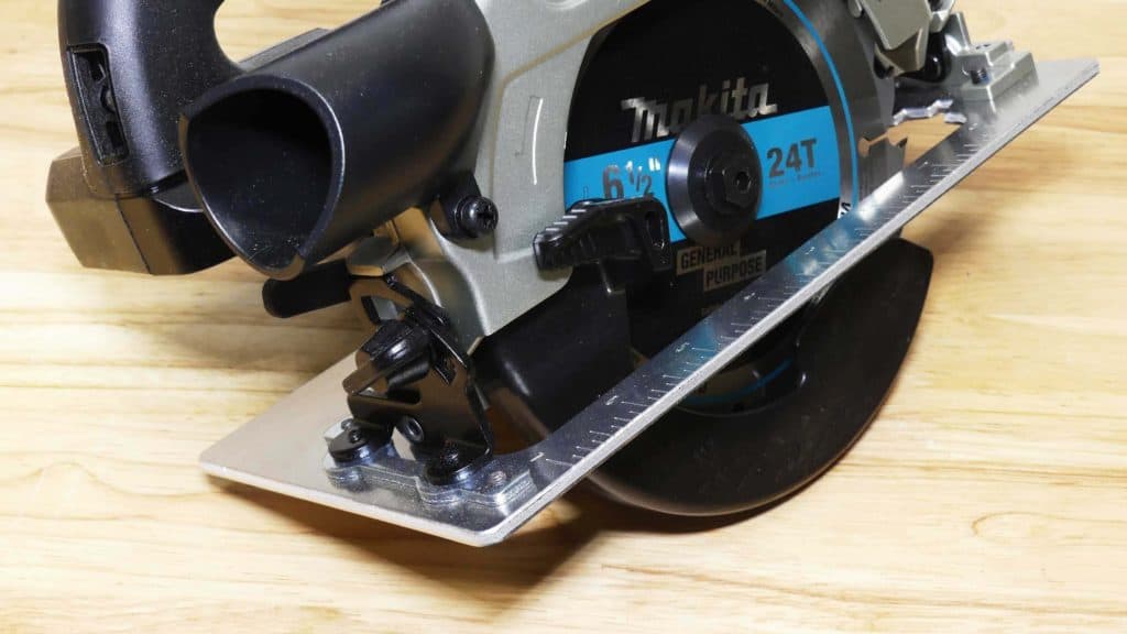 Makita Circular Saws Get More Compact With The XSH06 And XSH04