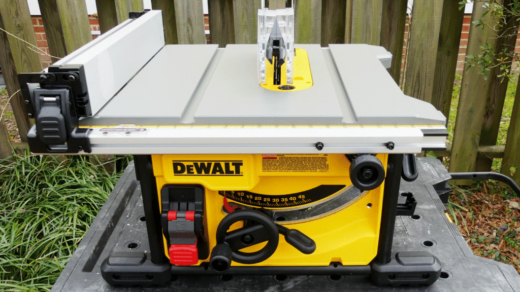 DeWALT's Incredible Shrinking Table Saw DWE7485 - Lazy Guy DIY