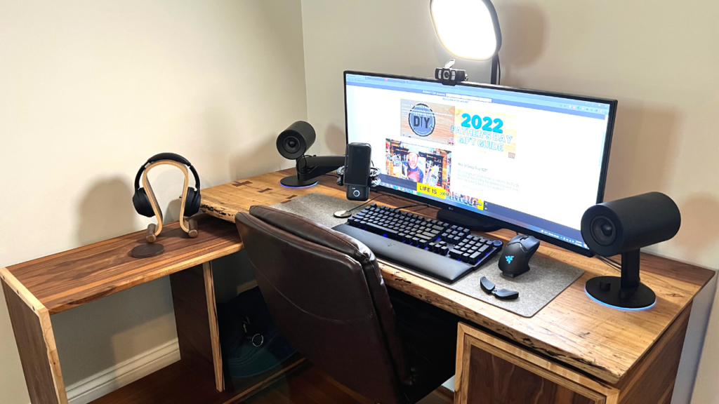 16 Best Desk Setups from Study with Me Content Creators